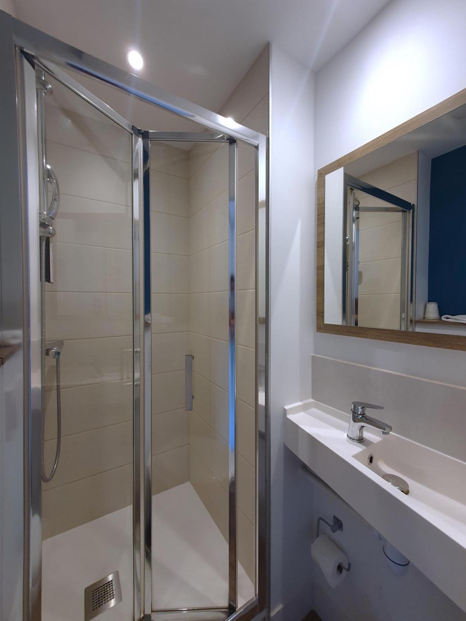 Kyriad Direct Toulon Ouest - La Seyne Sur Mer Εξωτερικό φωτογραφία