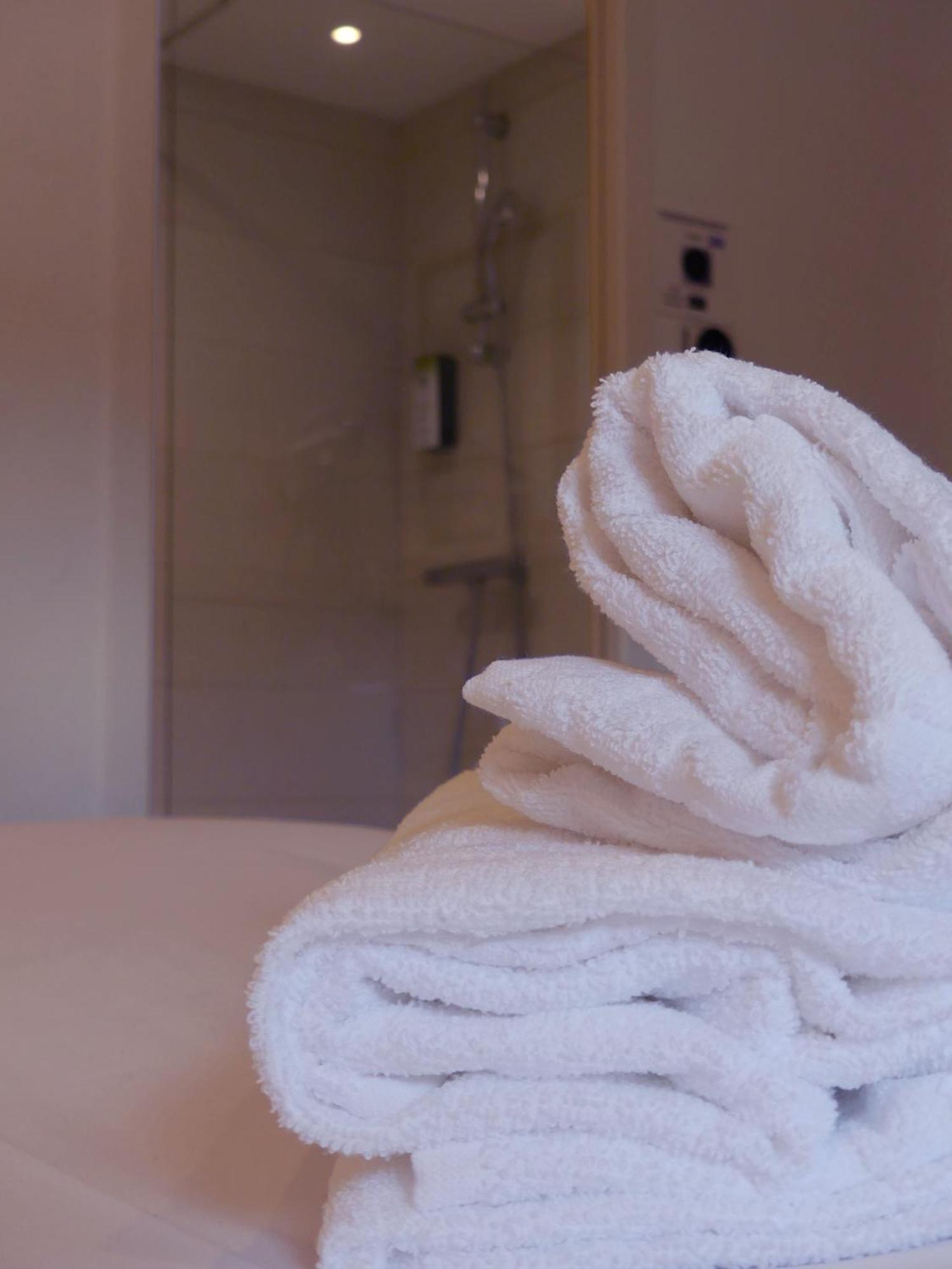 Kyriad Direct Toulon Ouest - La Seyne Sur Mer Εξωτερικό φωτογραφία